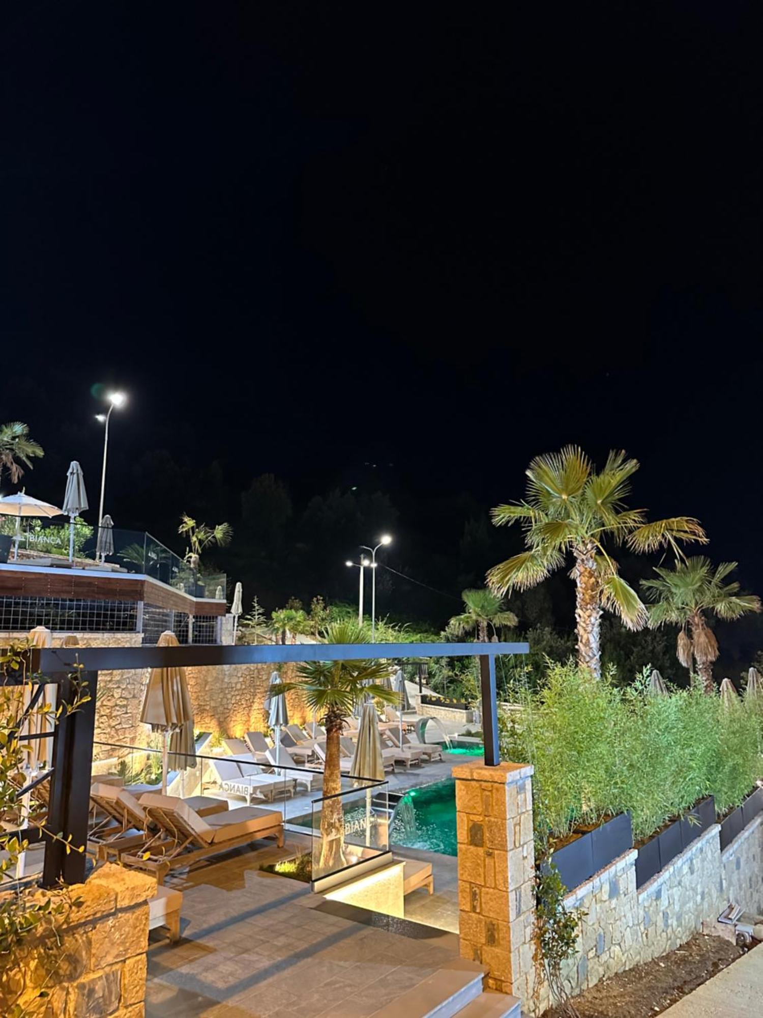 Bianca Hotel & Villa Priska e Madhe ภายนอก รูปภาพ